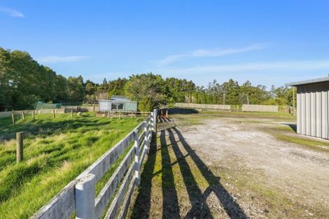 Photo of property in 102 Sanders Road, Paremoremo, Albany, 0793