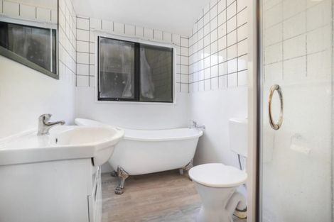 Photo of property in 60 Sailmaker Close, Whitby, Porirua, 5024