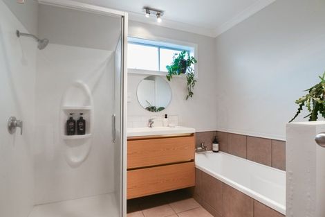 Photo of property in 10 Wharepaina Crescent, Springfield, Rotorua, 3015