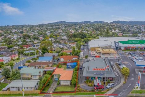 Photo of property in 3370 Great North Road, Glen Eden, Auckland, 0602