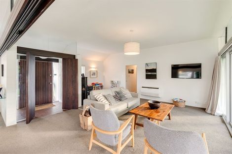 Photo of property in 2 Rutherglen Avenue, Ilam, Christchurch, 8041