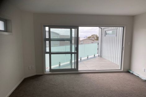 Photo of property in 2/270 Onewa Road, Birkenhead, Auckland, 0626