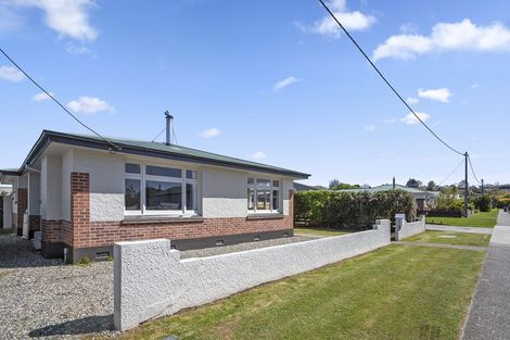 Photo of property in 6 Herbert Street, Gore, 9710