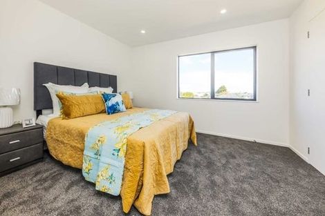 Photo of property in 55a Soaring Bird Drive, Takanini, 2112