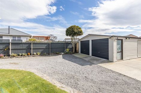 Photo of property in 32 Taurima Street, Hei Hei, Christchurch, 8042