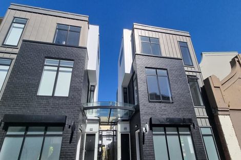 Photo of property in 2/5 Ebor Street, Te Aro, Wellington, 6011