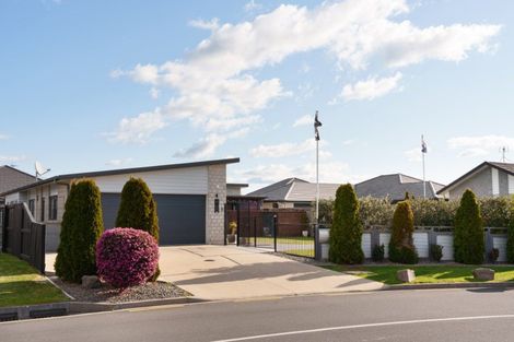 Photo of property in 20 Piata Street, Papamoa Beach, Papamoa, 3118