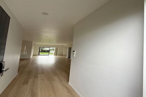 Photo of property in 3b Putiputi Way, Papakura, 2110