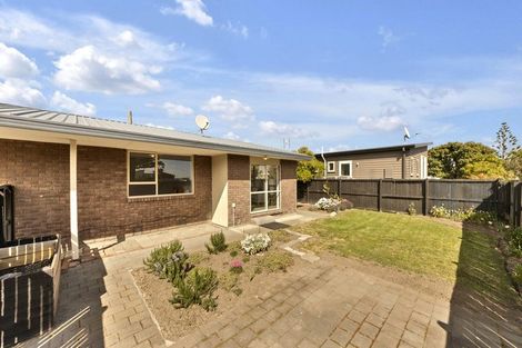 Photo of property in 2/166 Rocking Horse Road, Southshore, Christchurch, 8062