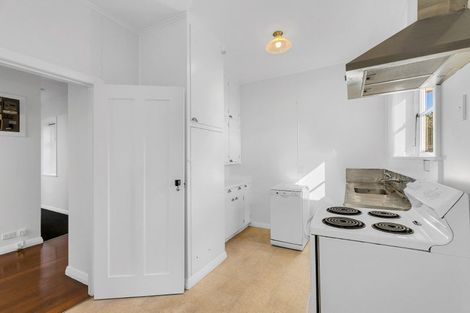 Photo of property in 63 Kiwi Road, Point Chevalier, Auckland, 1022