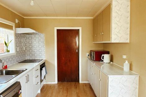 Photo of property in 2/6 Snead Place, Hamilton East, Hamilton, 3216