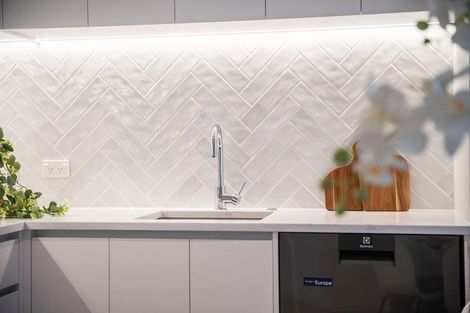 Photo of property in 43 Oteha Valley Road, Northcross, Auckland, 0632