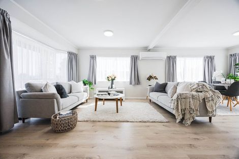 Photo of property in 4/73 Vintage Drive, Henderson, Auckland, 0612