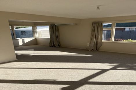 Photo of property in 27 Vauxhall Street, Bishopdale, Christchurch, 8053