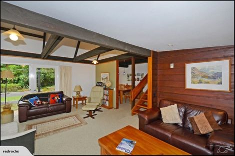 Photo of property in 111 Pinehaven Road, Pinehaven, Upper Hutt, 5019