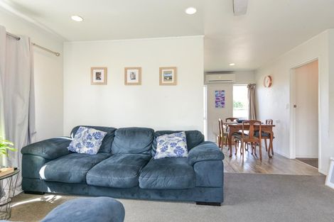 Photo of property in Ingrids Picture Framing, 102 Willowpark Road South, Parkvale, Hastings, 4122