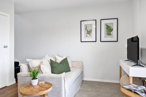 Photo of property in 38c Breakwater Road, Moturoa, New Plymouth, 4310