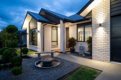 Photo of property in 13 Webber Street, Cambridge, 3434