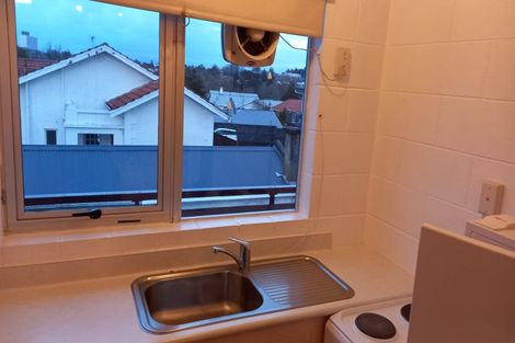 Photo of property in 6/7 Albert Street, Hamilton East, Hamilton, 3216