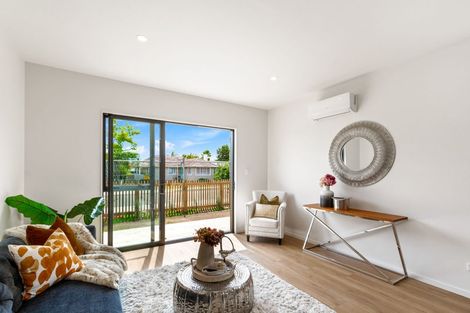 Photo of property in 20a Fairdene Avenue, Henderson, Auckland, 0610