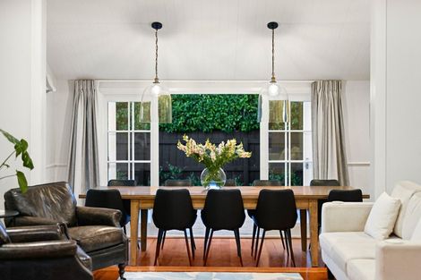 Photo of property in 16 Endeavour Avenue, Flagstaff, Hamilton, 3210