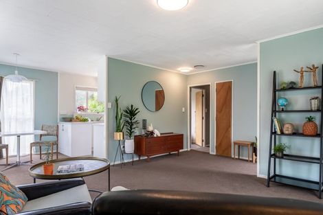 Photo of property in 2/14 Claridge Street, Glen Eden, Auckland, 0602