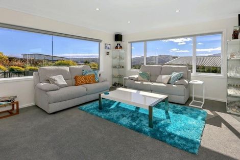 Photo of property in 146 Endeavour Drive, Whitby, Porirua, 5024