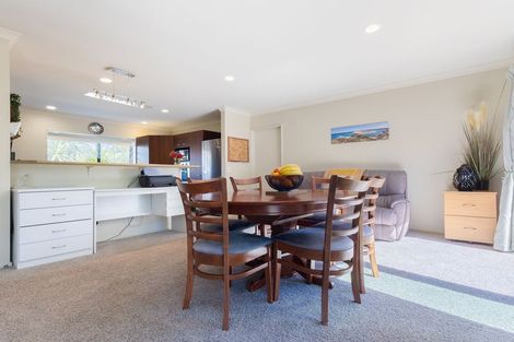 Photo of property in 7 Central Park, Paraparaumu Beach, Paraparaumu, 5032