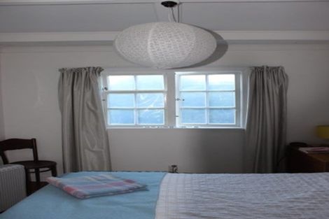 Photo of property in 17 Moana Road, Kelburn, Wellington, 6012