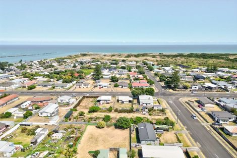 Photo of property in 12-16 Cornfoot Street, Castlecliff, Wanganui, 4501