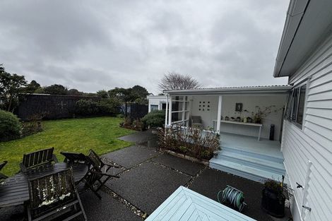 Photo of property in 115 Brooklands Road, Brooklands, New Plymouth, 4310