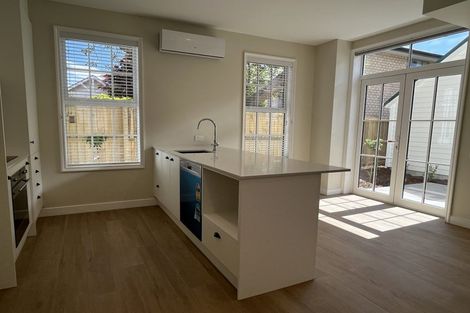 Photo of property in 4/17 Bishop Street, St Albans, Christchurch, 8014
