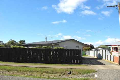 Photo of property in 38 Charles Street, Takapau, 4203