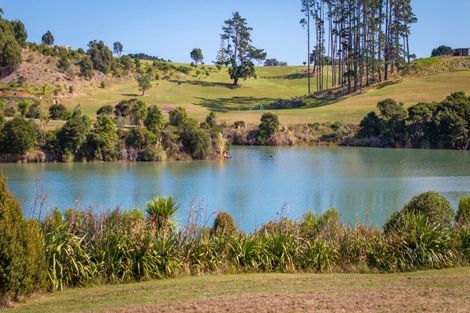 Photo of property in 60 Omahina Street, Raglan, 3225