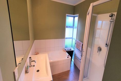 Photo of property in 37 Halyard Loop, Haruru, 0204