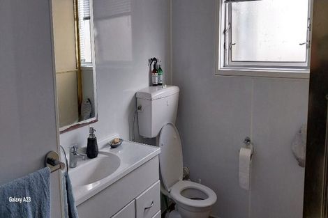 Photo of property in 2/166 Waterloo Road, Hutt Central, Lower Hutt, 5010