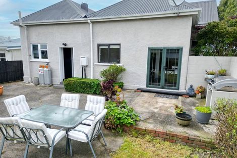 Photo of property in 44 Hargest Crescent, Saint Kilda, Dunedin, 9012