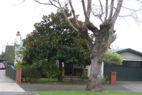 Photo of property in 461 College Street, Hokowhitu, Palmerston North, 4410