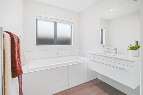 Photo of property in 38 Mills Road, Marshland, Christchurch, 8051