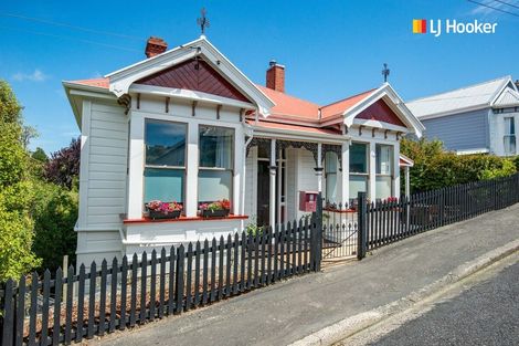 Photo of property in 5 Mosgiel Street, Mornington, Dunedin, 9011