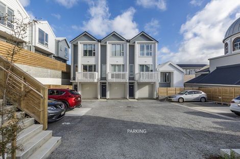 Photo of property in 7/30 Pirie Street, Mount Victoria, Wellington, 6011