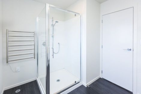 Photo of property in 1115a High Street, Taita, Lower Hutt, 5011