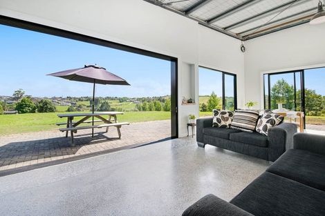 Photo of property in 60 Goodall Road, Snells Beach, 0920