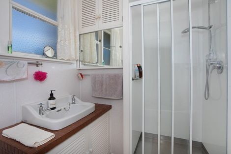 Photo of property in 21 Milne Street, Marton, 4710