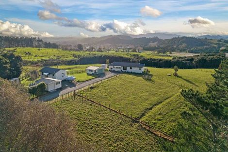 Photo of property in 818 Horseshoe Bush Road, Waitoki, Kaukapakapa, 0871