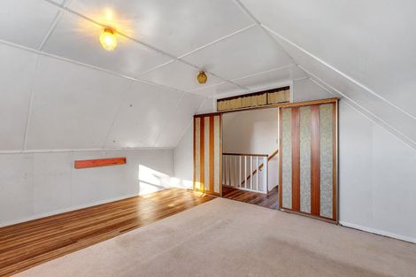 Photo of property in 80 Kahu Road, Paremata, Porirua, 5024