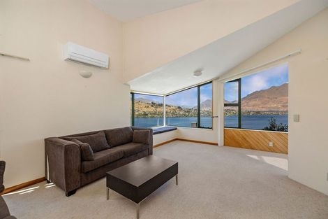 Photo of property in 23 Golden Terrace, Queenstown, 9300