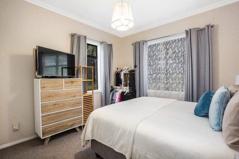 Photo of property in 15 Pukerua Beach Road, Pukerua Bay, 5026