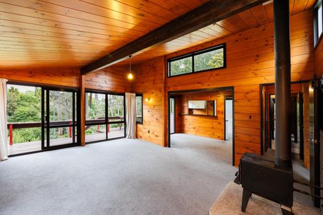 Photo of property in 5 Fernwood Place, Fitzherbert, Palmerston North, 4410