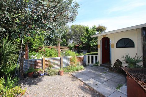 Photo of property in 38 Holdaway Street, Riversdale, Blenheim, 7201